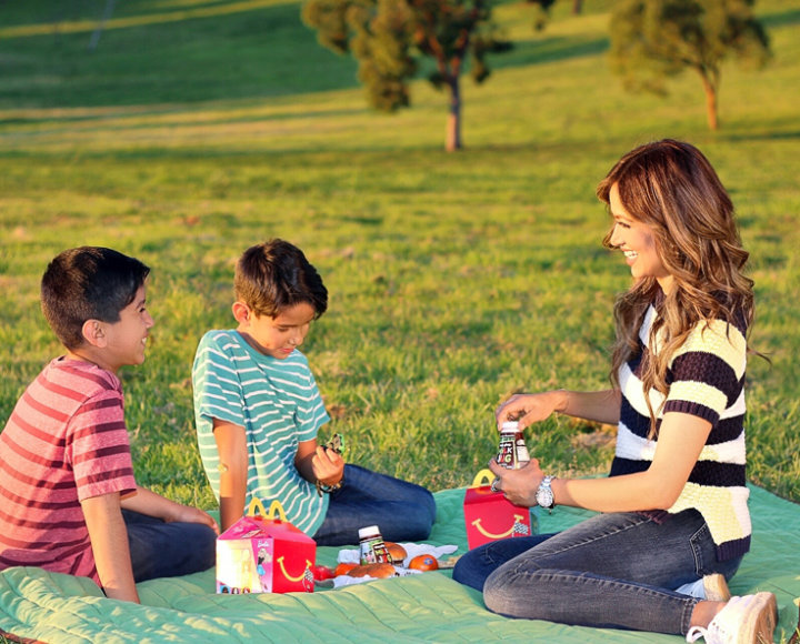 Happy-Meal_family-time_736